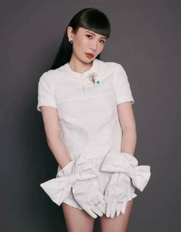 元富投资 魏如萱陷插足风波 妹妹深夜发声